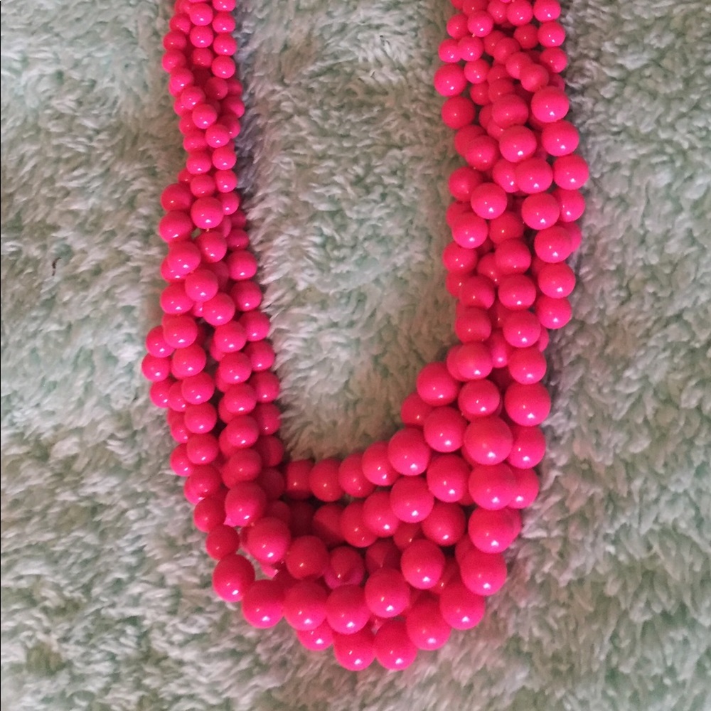 Chunky Hot Pink beaded necklace
